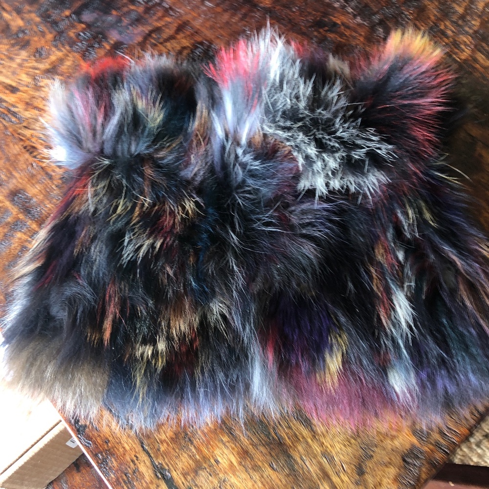 FRR CANADA fox neck stoll infinity.  Multi colored.